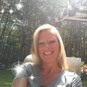 Meet your Posher, Christine